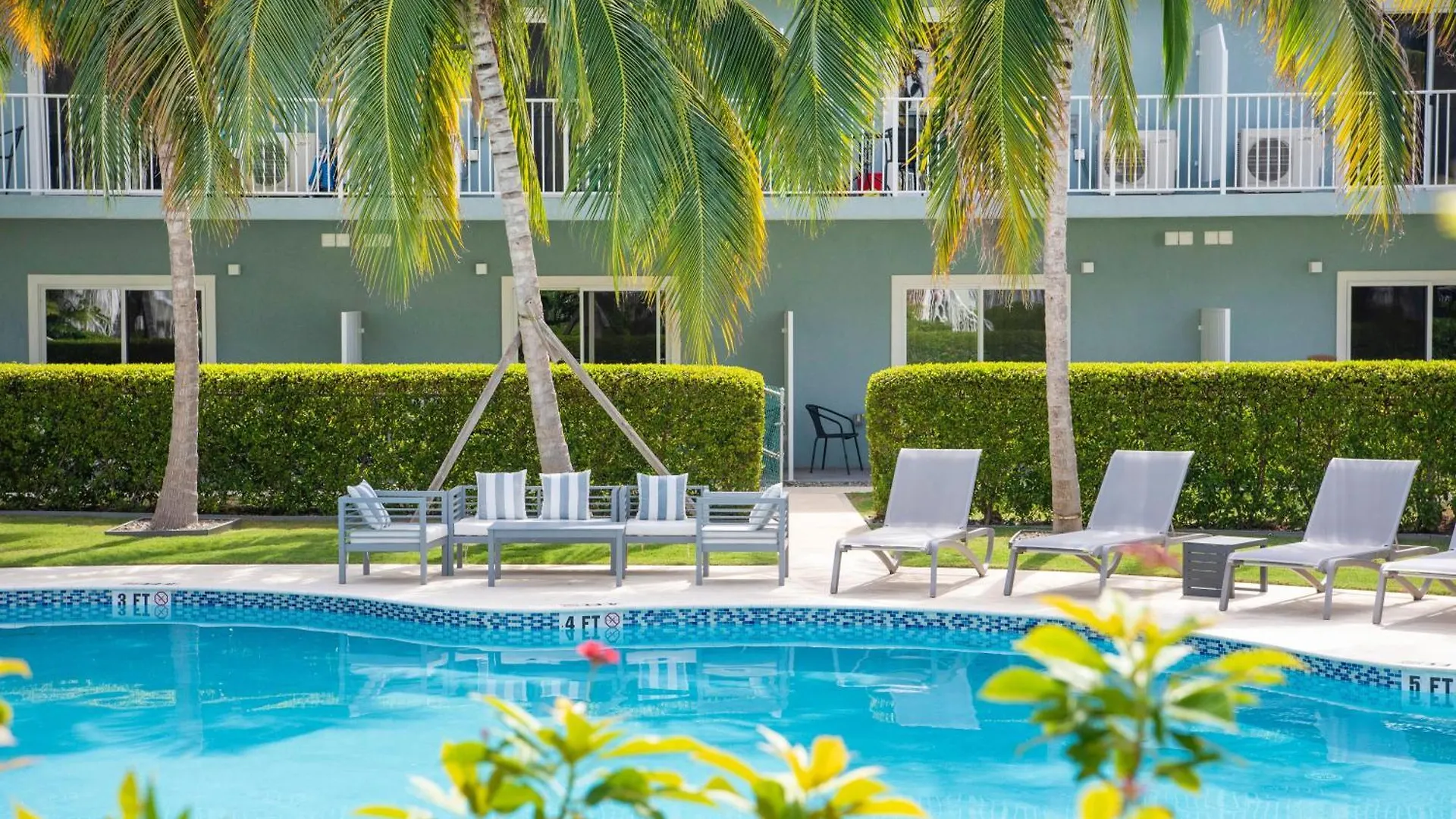 Summertime Suites #54 West Bay