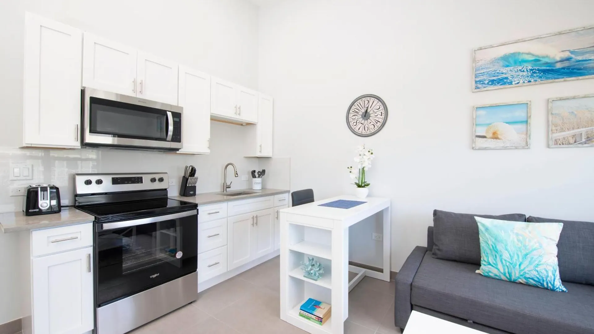Сasa de vacaciones Summertime Suites #54 West Bay