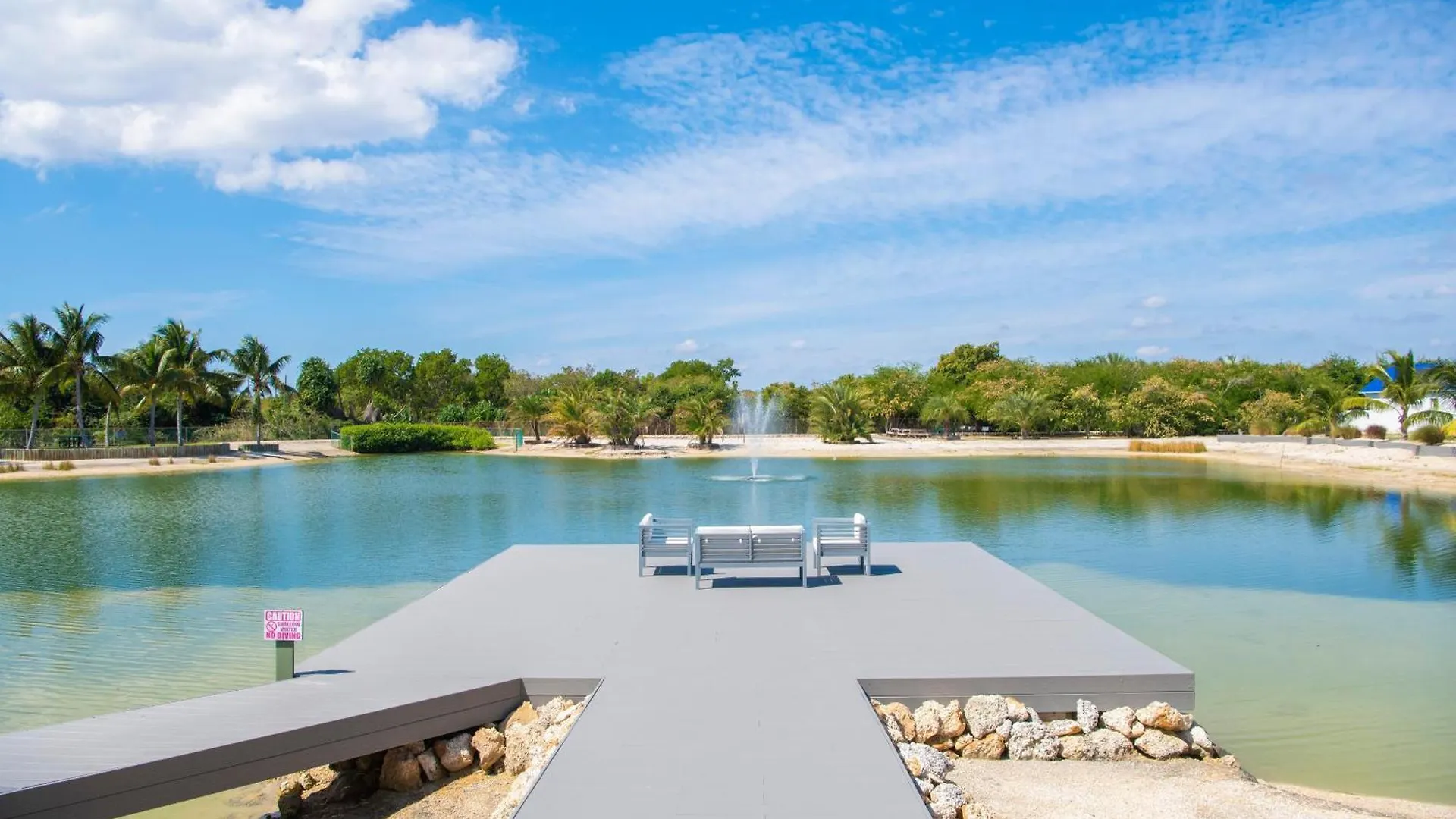 Summertime Suites #54 West Bay Islas Caimán