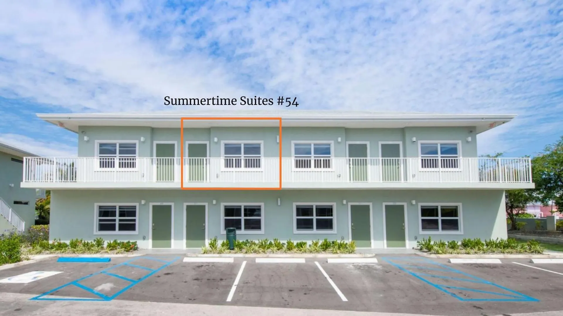 Сasa de vacaciones Summertime Suites #54 West Bay